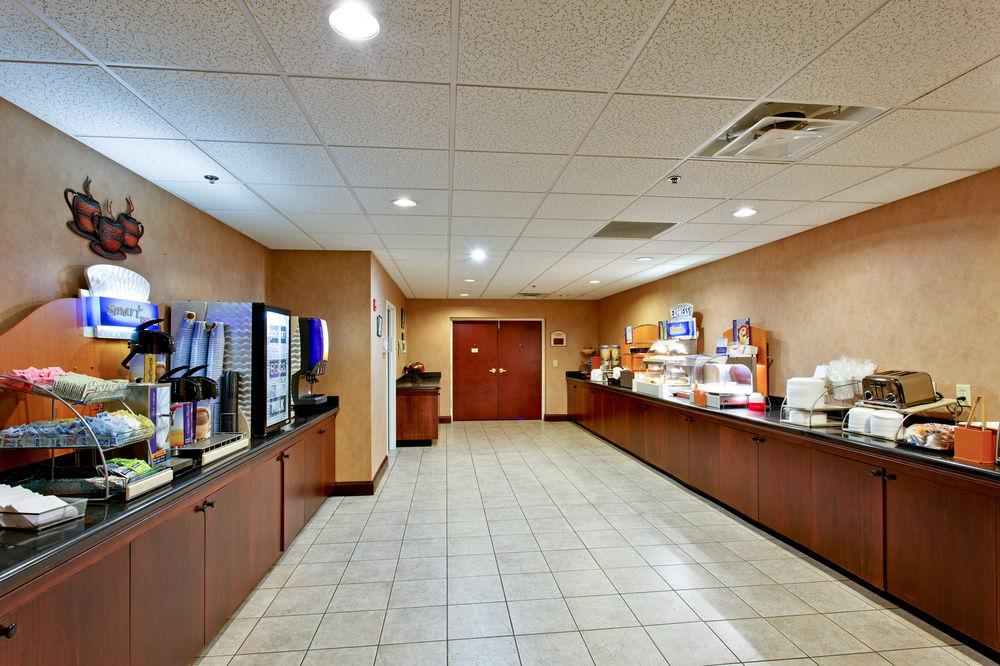 Holiday Inn Express Hotel & Suites Kingsport-Meadowview I-26 By Ihg מראה חיצוני תמונה